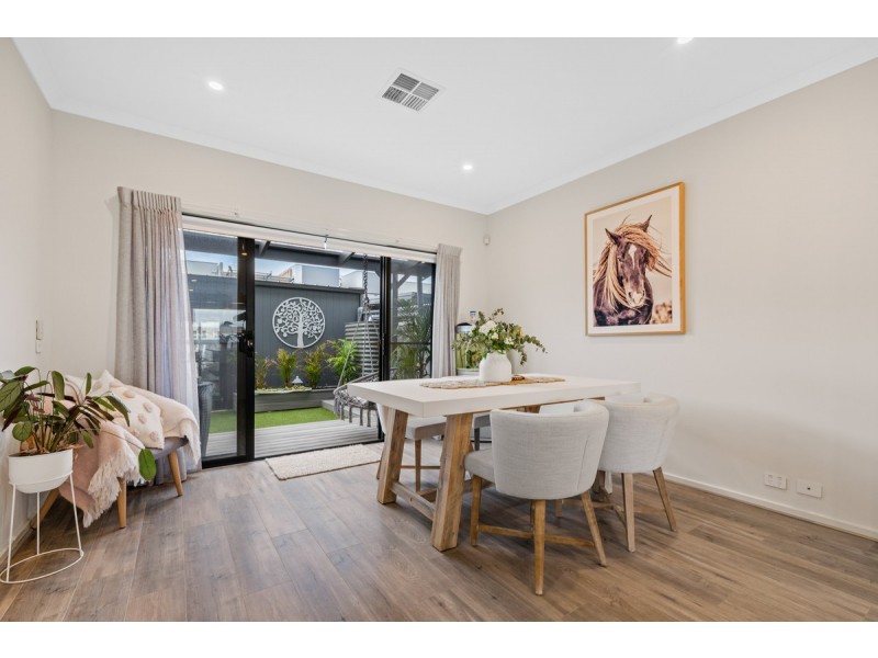 93 Troubridge Drive, West Lakes SA 5021