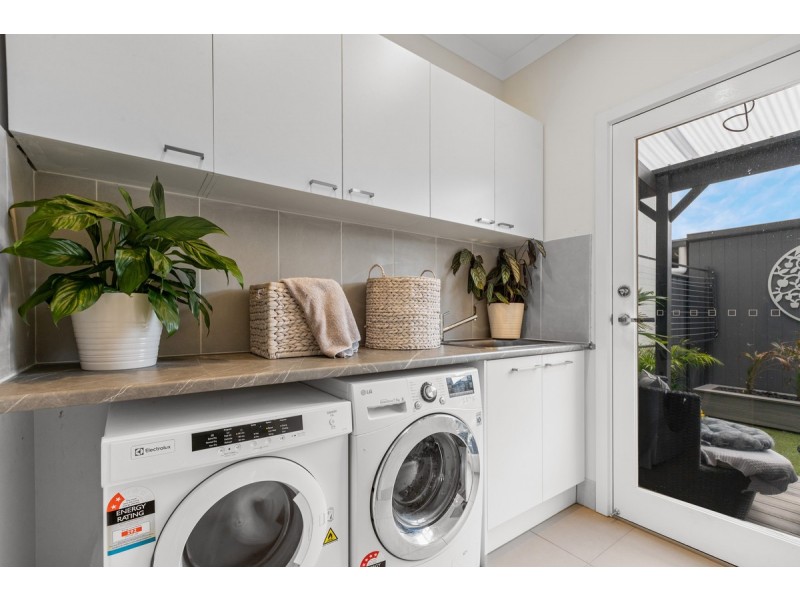 93 Troubridge Drive, West Lakes SA 5021