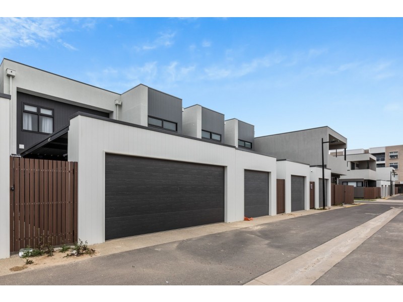 93 Troubridge Drive, West Lakes SA 5021
