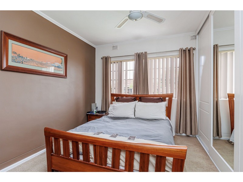 24 Esk Street, Woodville South SA 5011