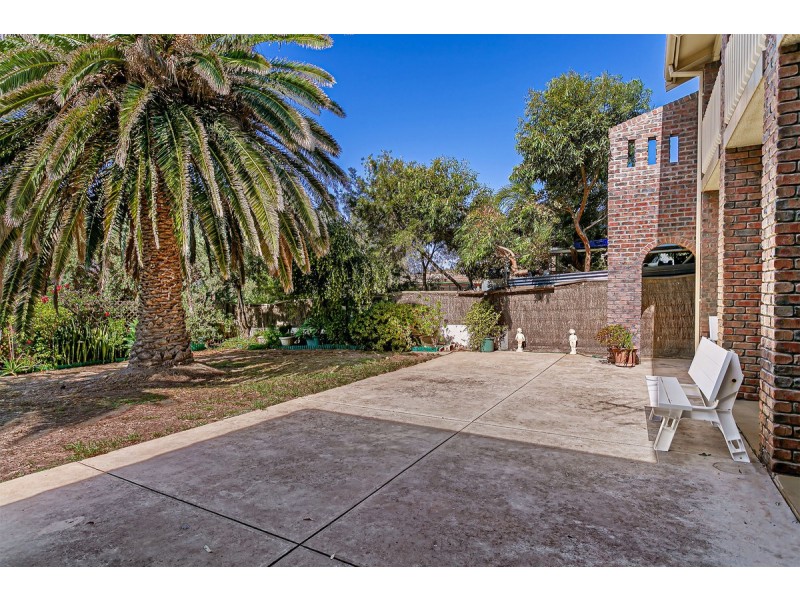 3 Shore Court, West Lakes Shore SA 5020