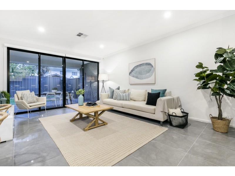 42a Lakeview Avenue, West Lakes SA 5021