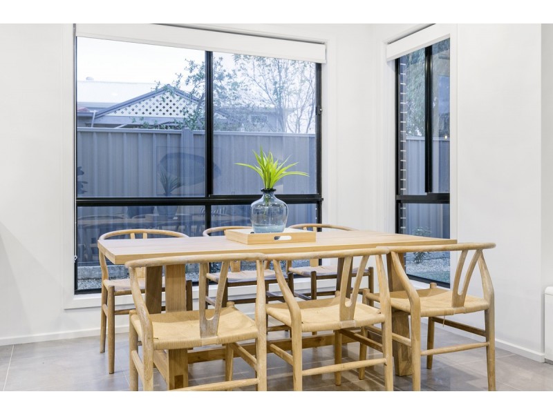 42a Lakeview Avenue, West Lakes SA 5021