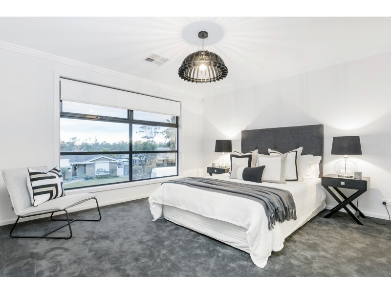 42a Lakeview Avenue, West Lakes SA 5021