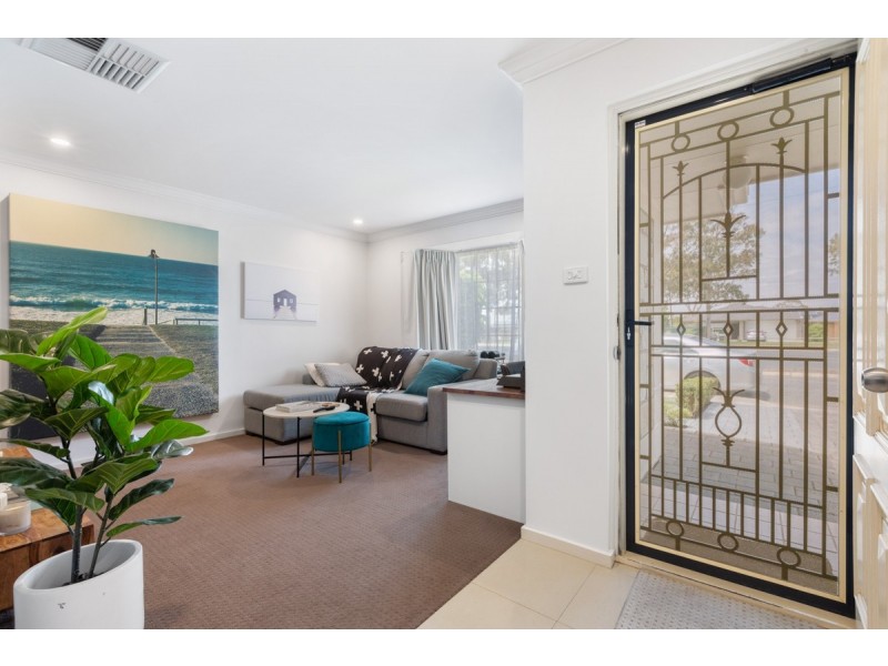 6 North Parade, Royal Park SA 5014