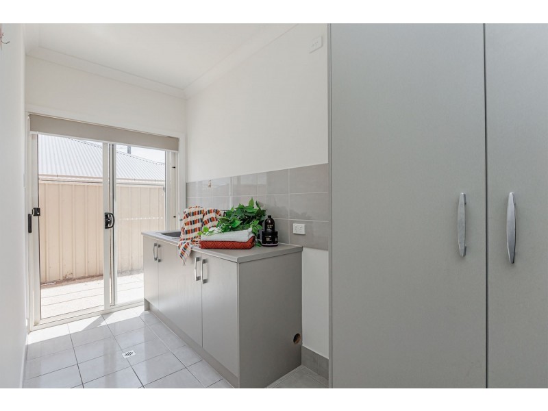 12A Jury Avenue, Rostrevor SA 5073
