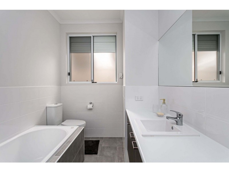 18 Maple Avenue, Royal Park SA 5014