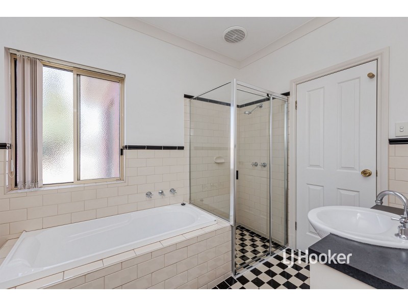 13 Pudney Street, Seaton SA 5023