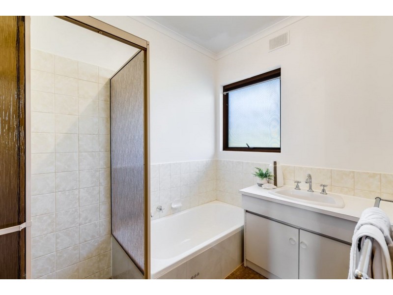 63 Sportsman Drive, West Lakes SA 5021