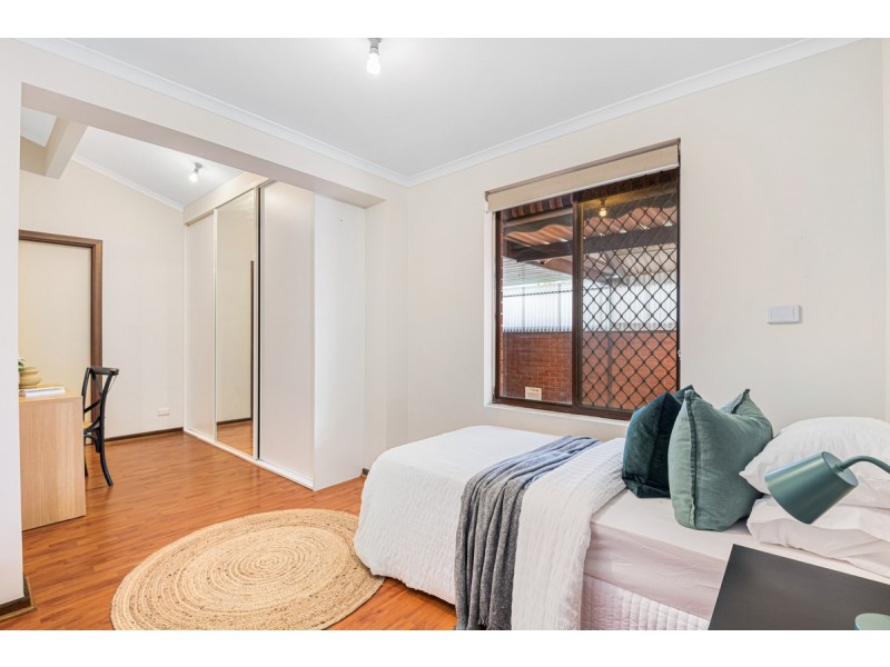 12 Third Avenue, Seaton SA 5023