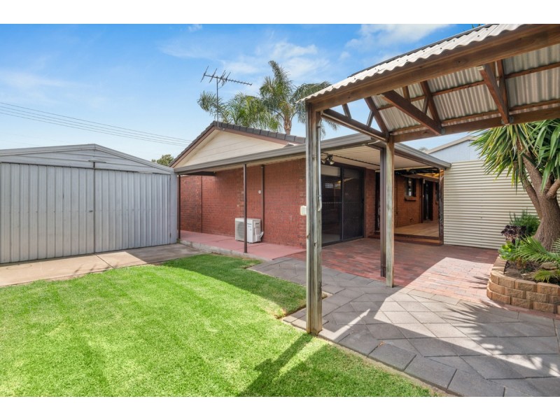 12 Third Avenue, Seaton SA 5023