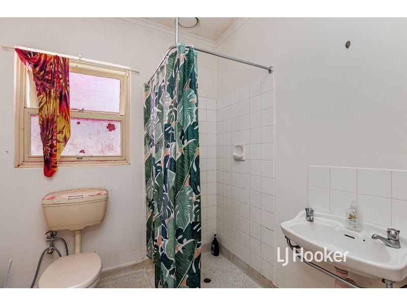 1/8 Fourth Avenue, Seaton SA 5023