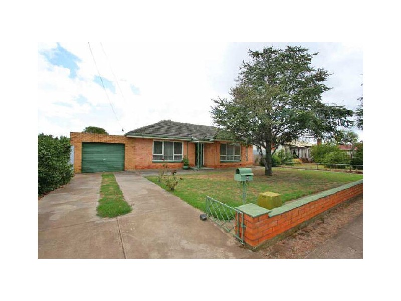 2 Seventh Avenue, Woodville Gardens SA 5012