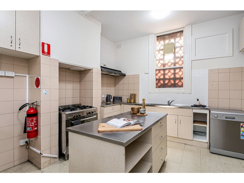 9/13 Hutt Street, Adelaide SA 5000