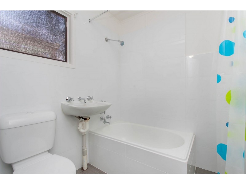 2/22 Botting Street, Albert Park SA 5014