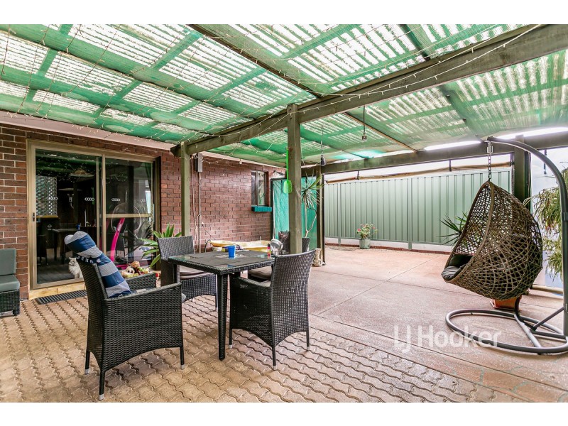 1 Lomond Court, West Lakes SA 5021