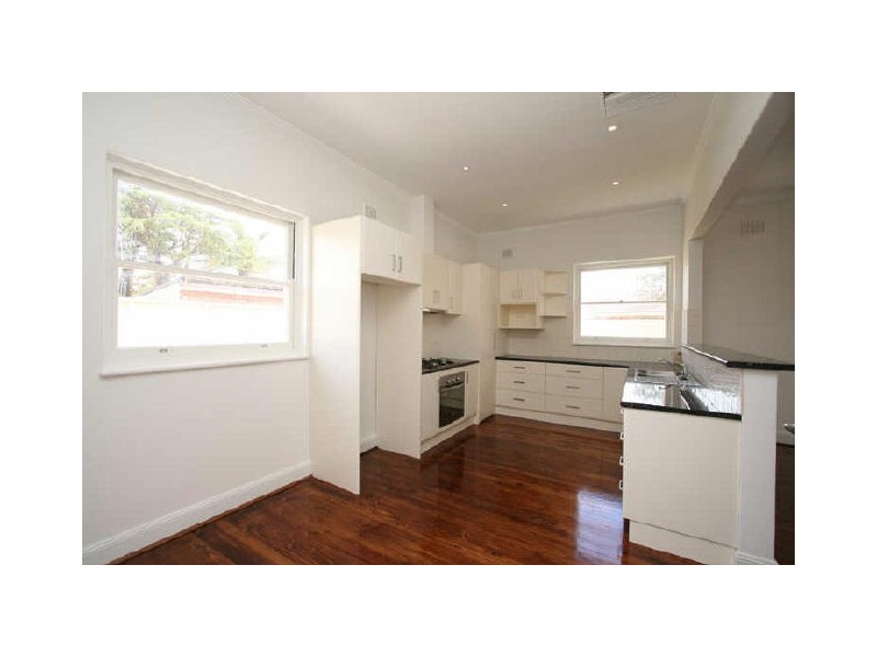 6 Squires Avenue, Seaton SA 5023