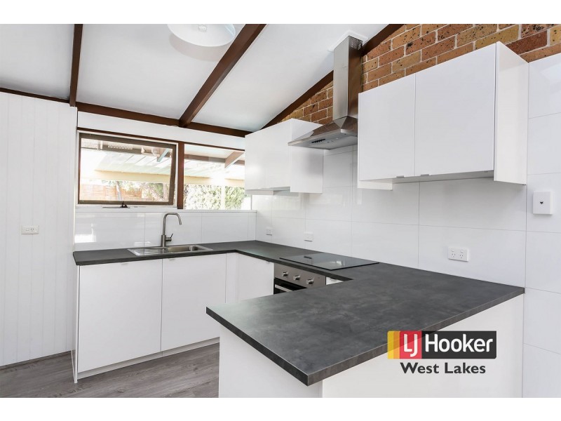 5 Marlee Court, West Lakes SA 5021