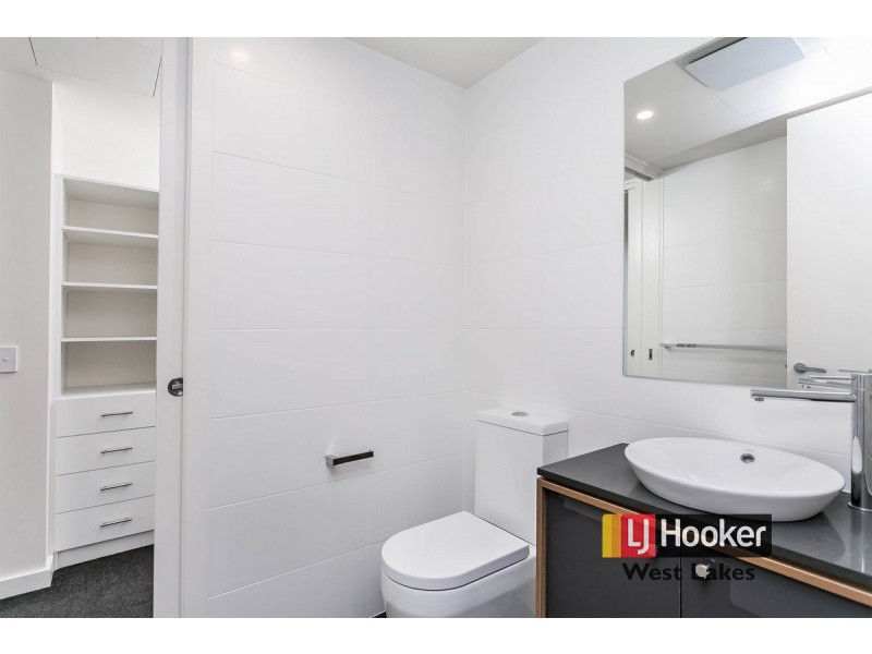 305/2 The Pinery, West Lakes SA 5021