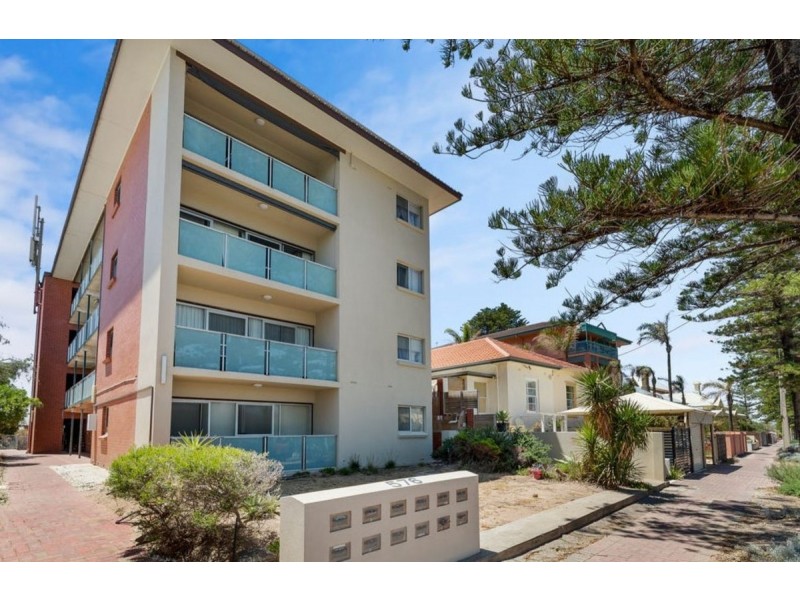 2/576 Seaview Road, Grange SA 5022