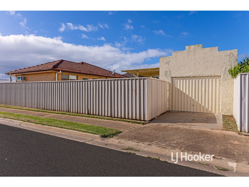 116 Maple Avenue, Royal Park SA 5014