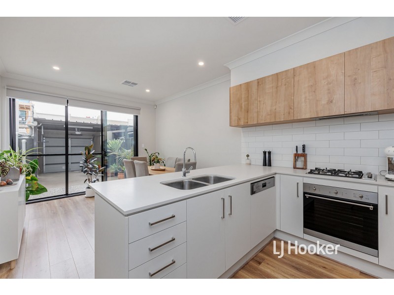 103 Troubridge Drive, West Lakes SA 5021