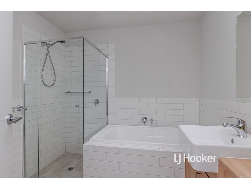 103 Troubridge Drive, West Lakes SA 5021