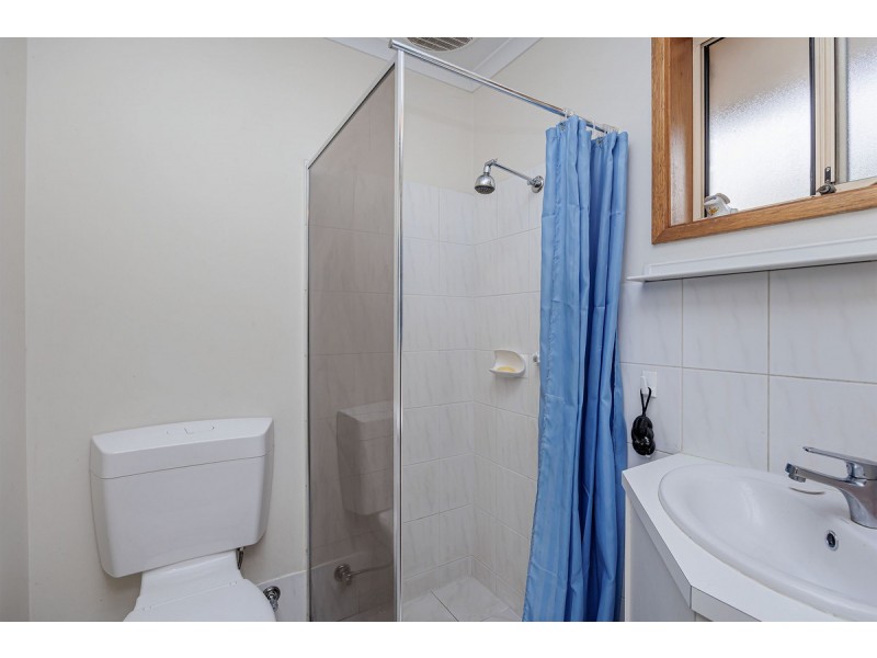 7 Farncomb Road, Fulham SA 5024