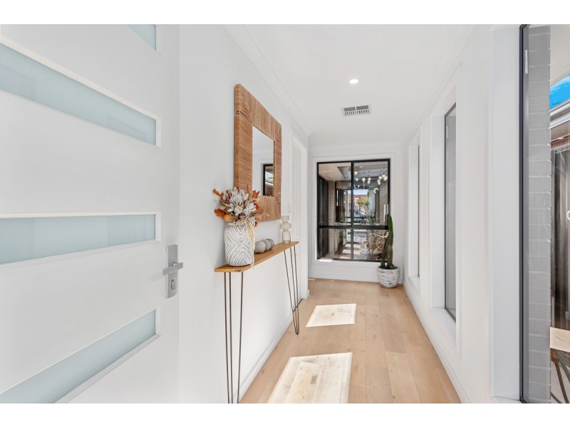 18A Alfred Avenue, Seaton SA 5023
