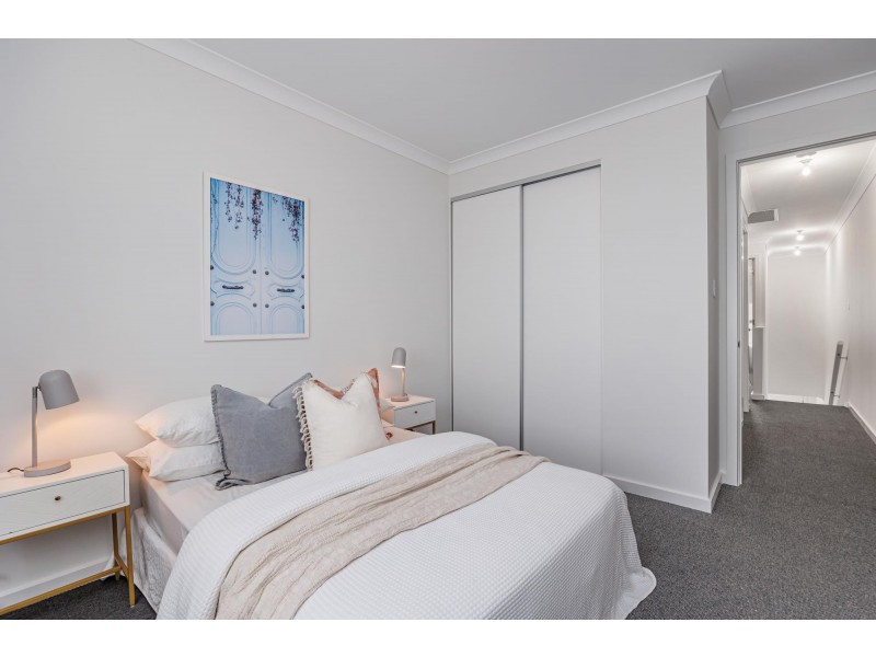 10 Fourth Avenue, Seaton SA 5023