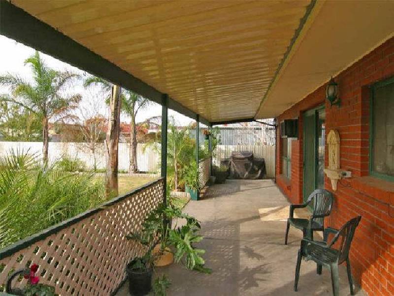 11 Martins Road, Seaton SA 5023