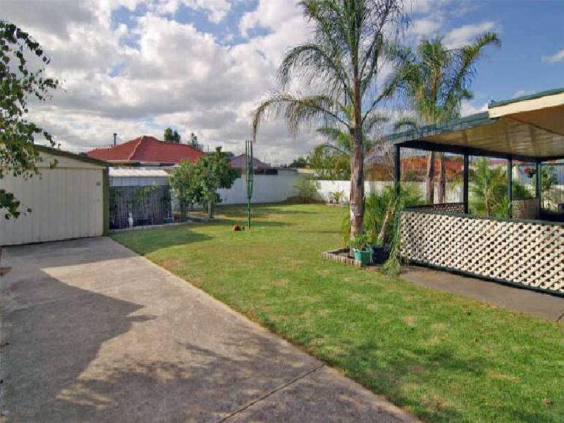 11 Martins Road, Seaton SA 5023