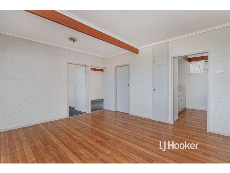 2/4 Thames Crescent, Salisbury East SA 5109