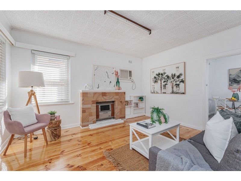 13 Percy Street, Seaton SA 5023