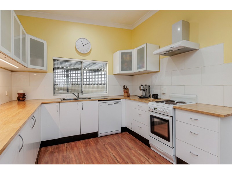 6 Fifth Street, Wingfield SA 5013