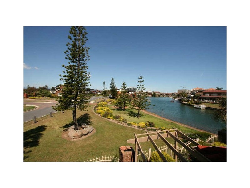 1/68 Martin Court, West Lakes SA 5021