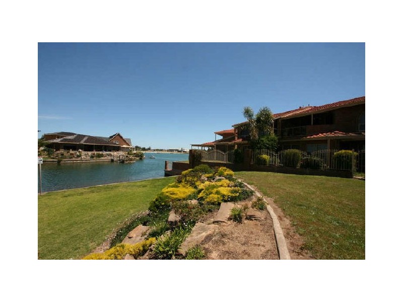 1/68 Martin Court, West Lakes SA 5021