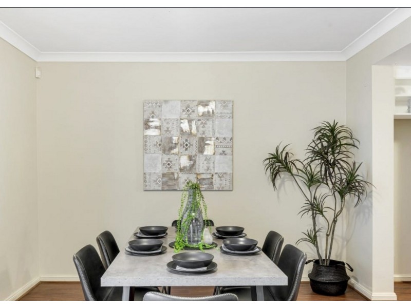 39 Fleming Crescent, Mansfield Park SA 5012
