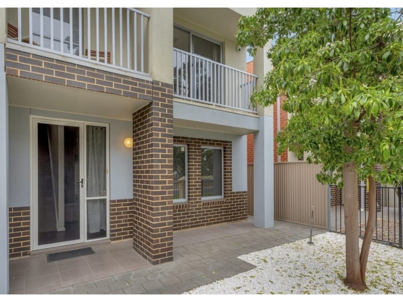 39 Fleming Crescent, Mansfield Park SA 5012