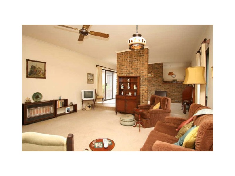 2/6 Moorea Court, West Lakes SA 5021