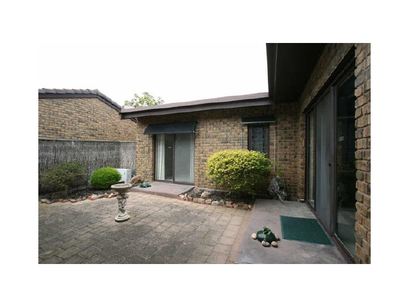 2/6 Moorea Court, West Lakes SA 5021