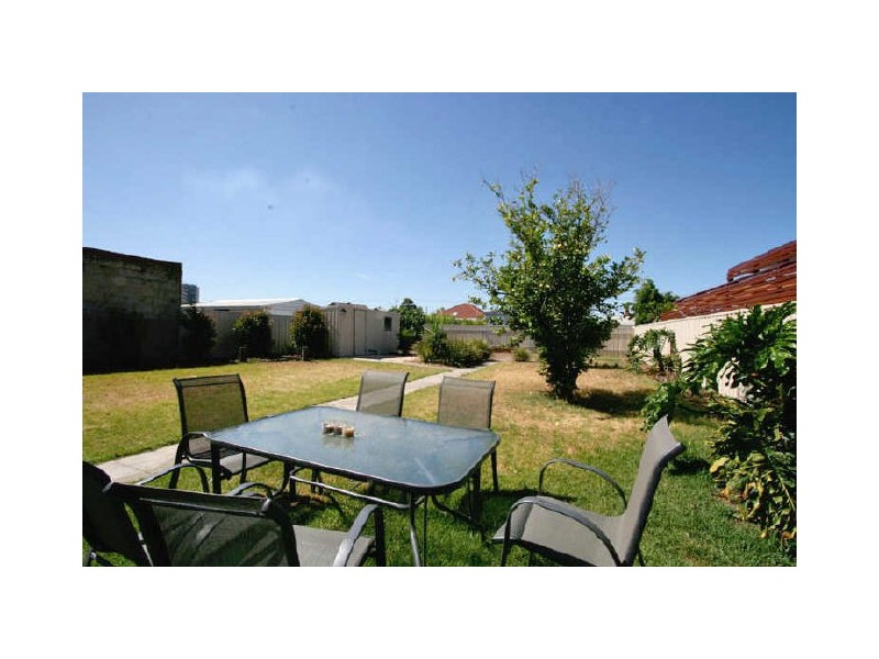 17 Pitman Avenue, Woodville West SA 5011