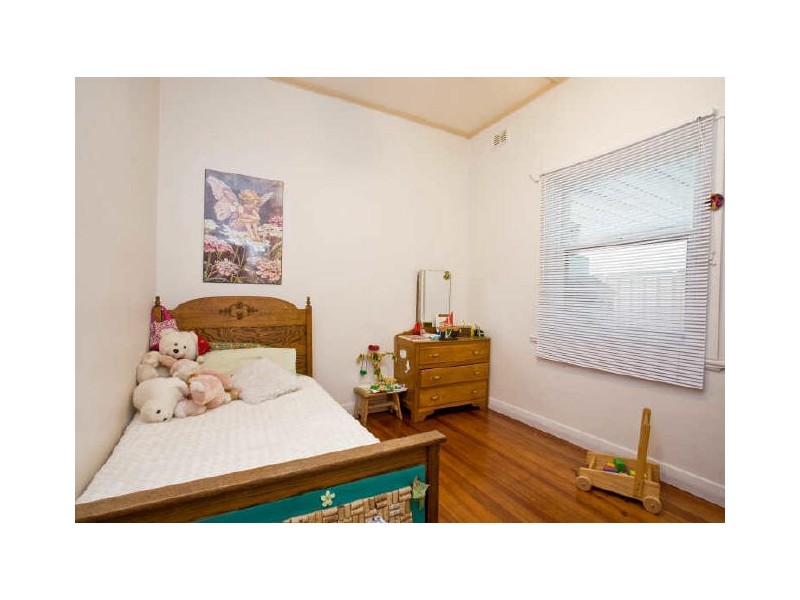 17 Pitman Avenue, Woodville West SA 5011