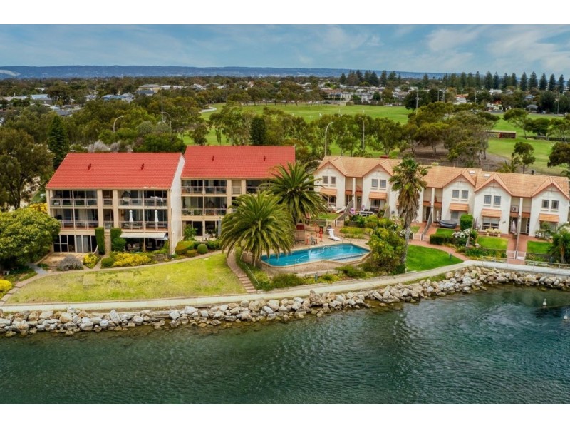 4/242 Trimmer Parade, West Lakes SA 5021