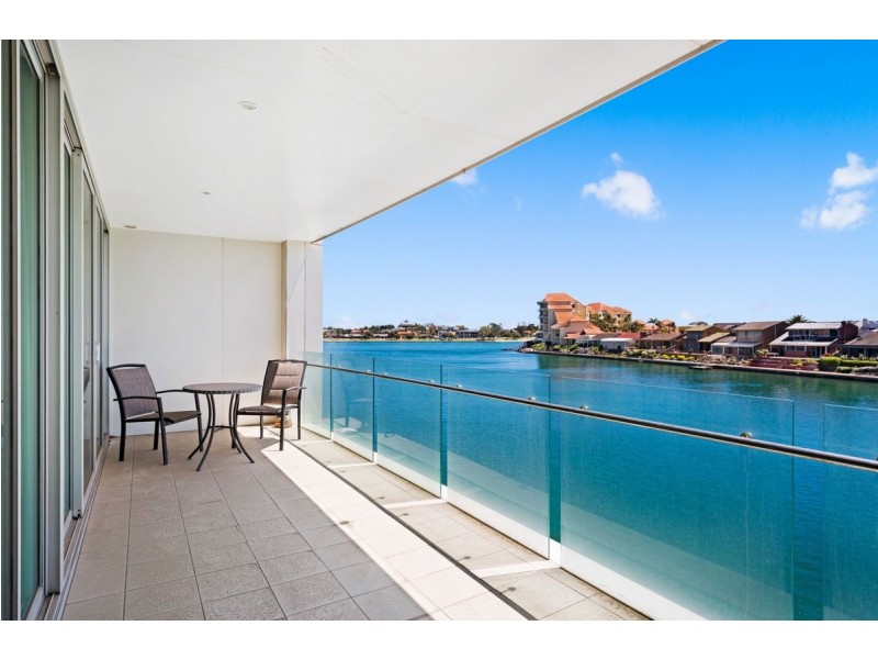 155 Brebner Drive, West Lakes SA 5021