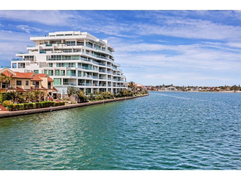 155 Brebner Drive, West Lakes SA 5021