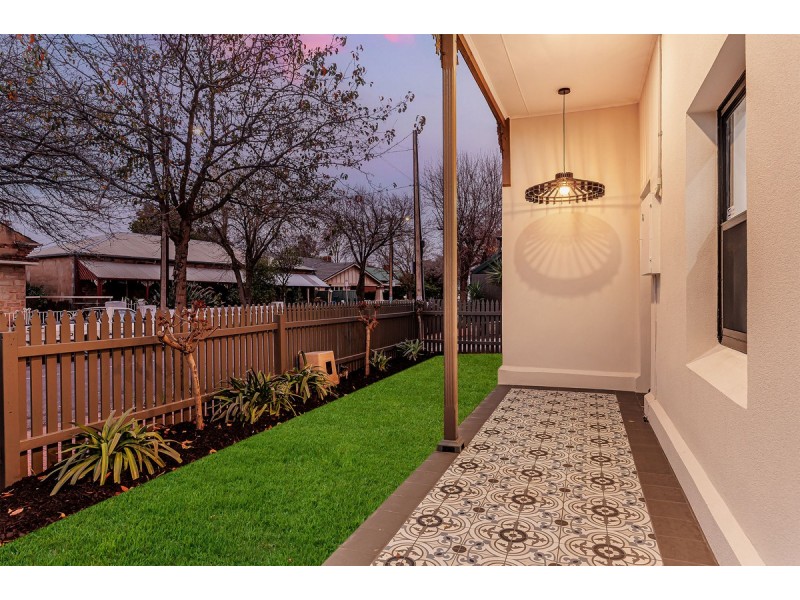 7 Trembath Street, Bowden SA 5007