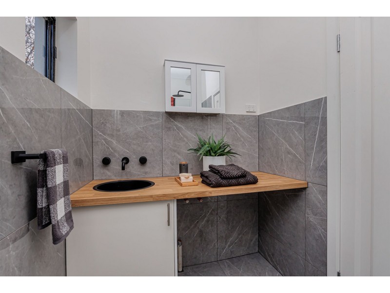 7 Trembath Street, Bowden SA 5007