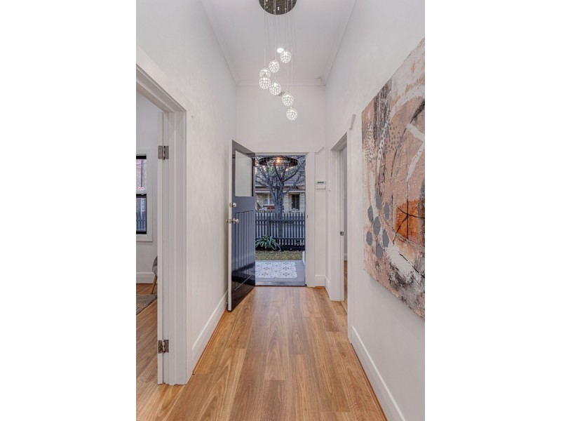 7 Trembath Street, Bowden SA 5007