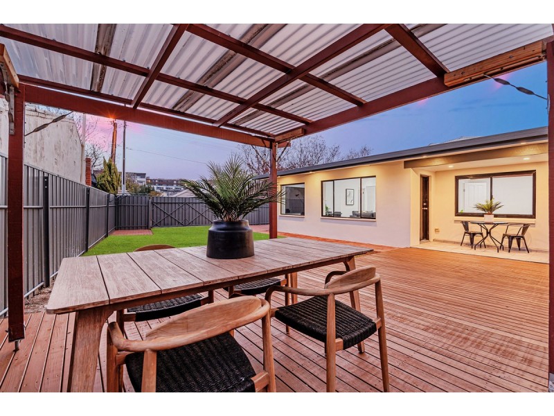7 Trembath Street, Bowden SA 5007